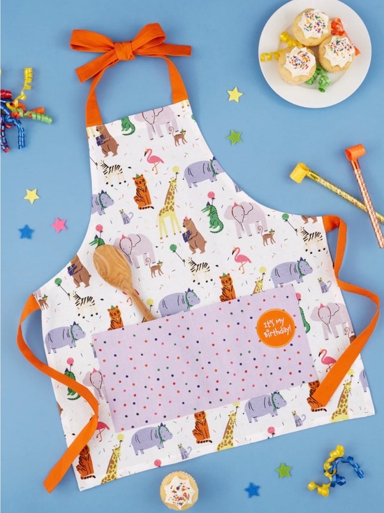 DII (Design Imports) Other - DII Children’s Apron NWT - Cute Animal Party Print 20x23 Kids Craft Baking